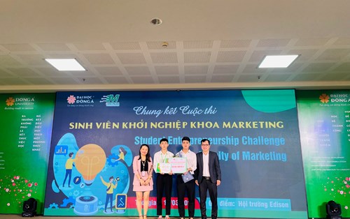 Snaptravel đoạt giải Nhất Cuộc thi Sinh viên khởi nghiệp Khoa Marketing ĐH Đông Á